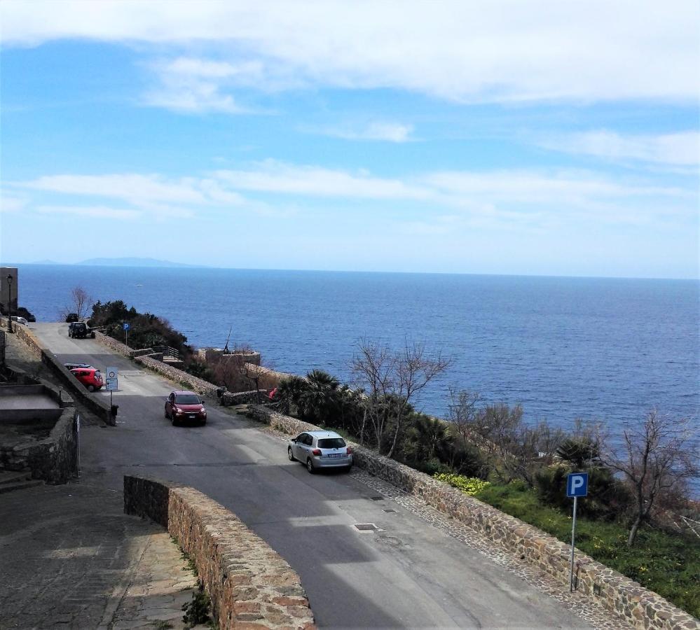 “Cielo E Mare”, Casetta Nel Cuore Del Borgo Antico / “Sky & Sea”, Charming In The Heart Of Old Village Castelsardo Dış mekan fotoğraf